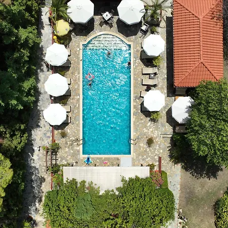 Agrili & Aparthotel 4*