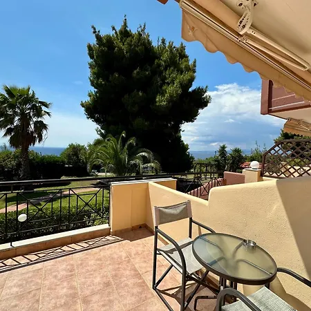 Aparthotel Agrili Apartments & Rooms 3*
