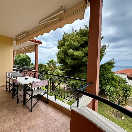 Agrili Apartments & Rooms Aparthotel