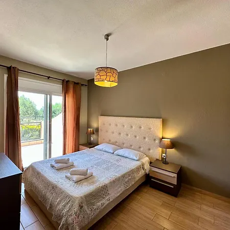 Agrili & Aparthotel 3*