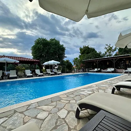 Agrili Apartments & Rooms Aparthotel Elia Nikitis