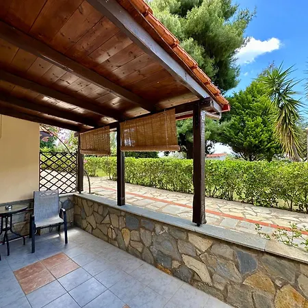 Agrili Apartments & Rooms 3* Elia Nikitis