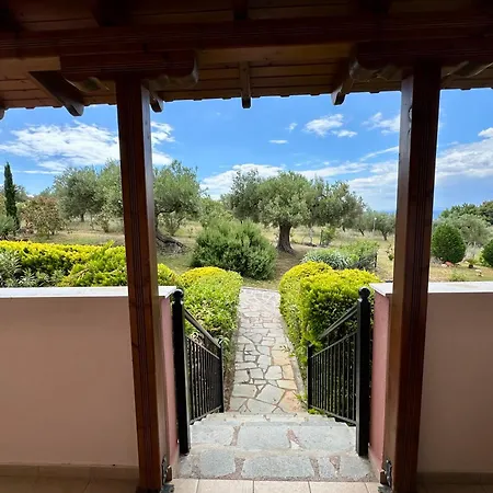 Agrili Apartments & Rooms 3* Elia Nikitis