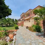 Hotel apartamentowy Agrili &