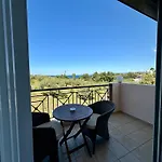 Hotel apartamentowy Agrili & Elia Nikitis
