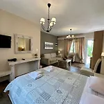 Hotel apartamentowy Agrili & Elia Nikitis