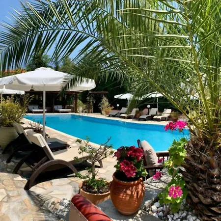 Agrili Apartments & Rooms 3*