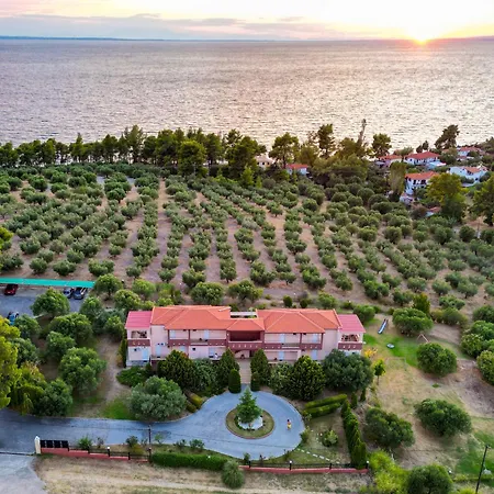 Agrili Apartments & Rooms Aparthotel