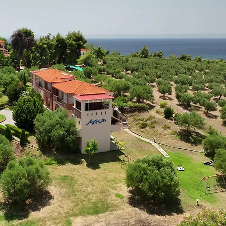 Agrili Apartments & Rooms Elia Nikitis
