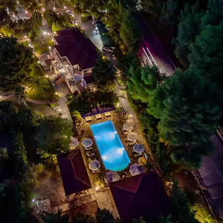 Agrili Apartments & Rooms Elia Nikitis