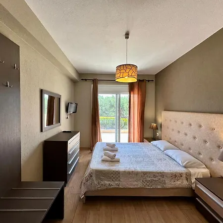 Aparthotel Agrili & Elia Nikitis